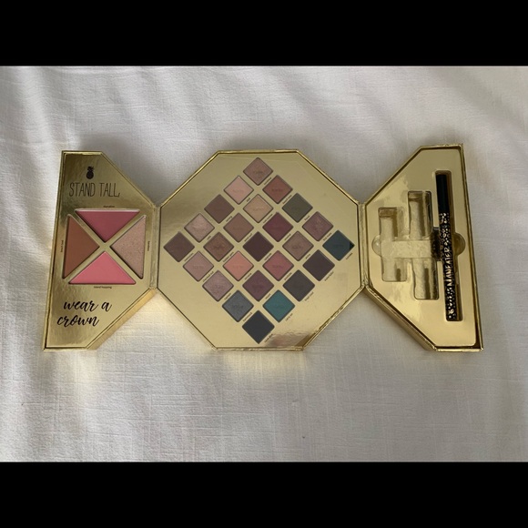 Tarte Sweet Escape Collector’s Set Palette - Picture 3 of 8